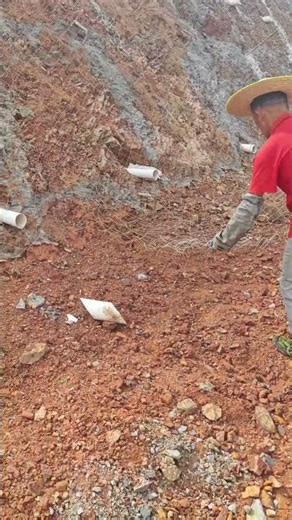The installation process of the slope protection wire mesh