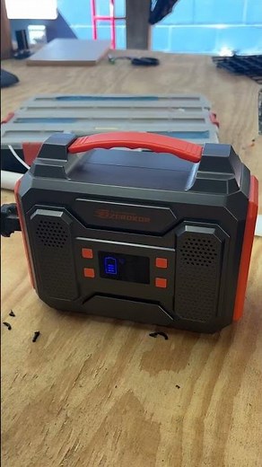 ZeroKor Portable Solar Generator, 300W Portable Power Station with Foldable 60W Solar Panel,110V Pur