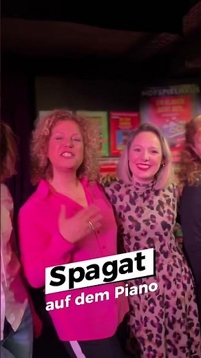 #shorts Spagat auf dem Piano - Programmvorstellung #Hofspielhaus #münchen #Programm #spagat