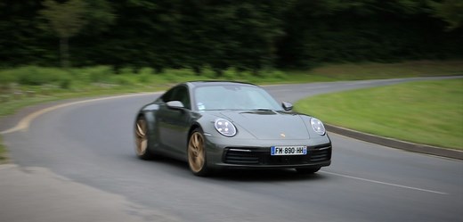 Essai Porsche 911 Carrera (992) : la 911 premier prix est-elle fréquentable ?