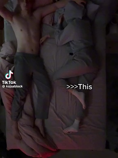 Cuddling Positions for Couples: Best Ways to Cozy Up