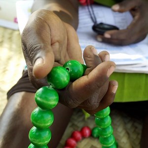 Pneumonia: How a bead necklace is tackling the disease
