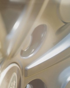 4.1K views · 66 reactions | The New Range Rover - the epitome of luxury travel. Learn more about the New Range Rover and tune into the livestream reveal on October 26, 2021 at 3:40pm EST by visiting bit.ly/NewRR-fb. | Range Rover | Facebook