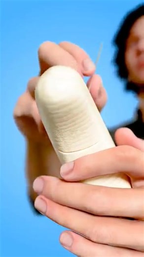 Magic Banana Trick 😲 Cut a Banana from the Inside Without Peeling It Push a needle gently into the side of a banana without piercing the peel. Twist it slightly and pull it out. Repeat every half inch. From the outside, the banana looks normal, but when someone peels it... it's already sliced inside. Pure magic!👍