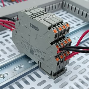 [Hot Item] High-Performance Smart Ecb Circuit Breaker for Automation