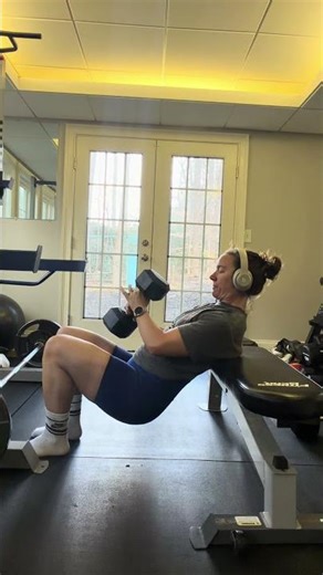 Single Leg Bench Hip Thrust DB