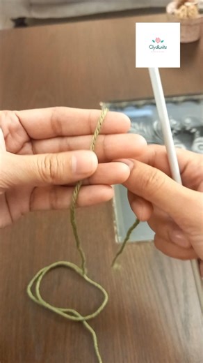 learn to knit in 1 minute for beginners by clydknits