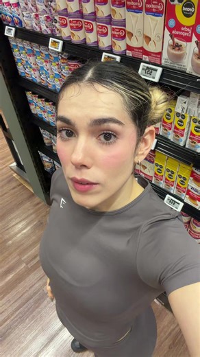 Este súper me rendirá aprox 1semana y media creooo, faltó huevo y avena, miel y otras cosas pero ya tengo ggg @Toro Sánchez gracias por llevarnos al súper bb❤️🫶🏻#super #fyp #healthy