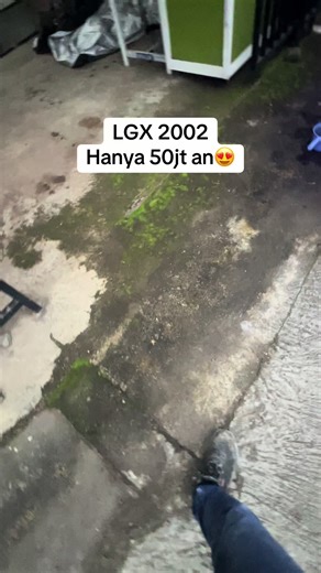 Mobil mewah Djamin…Terrmurah 🫵 Lgx bensin 2002 ss lengkap hidup N malang jatim. Telat pajak 2x 55jt nego Dm/wa 082228800244 #jualbelimobilmalangraya #toyotalgx #kijanglgxefi #124mxrent