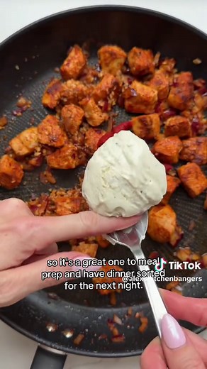 Cheesy Chicken and Chorizo Pasta Recipe