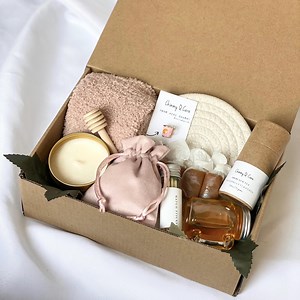 Hug in A Box, Encouragement Gift, Mom Gift Set, Hygee Gift Box, Self Care Basket, Thinking of You Box, Cozy Care Package, Spa Gift for Her - Etsy Australia
