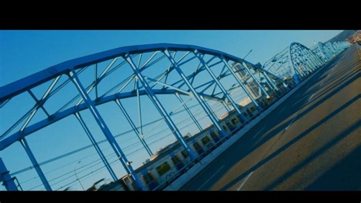 出道第 6 年，2Z 发布单曲专辑《6(SIX)》主打曲 《Dizzy（아찔해 ）》MV，这是 2Z 献给 粉丝FromA 的感谢，也是全新篇章的开始。