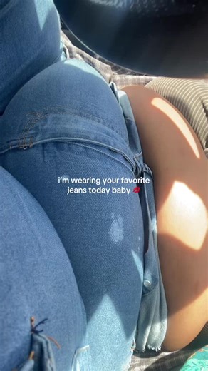 Curvy Aesthetic: Embrace Your Soft Belly Style