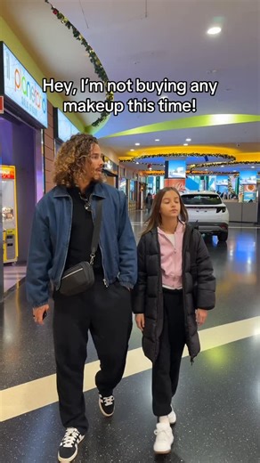 Rolfkfamily on Instagram: "Always the same with Kim 😩😒😅 #rolfkfamily"