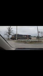 NS #7663 ES44DC commenting out of tie down to put today's #g63 local together at Adel GA #trainspotting 🐎 | Ben Peavy