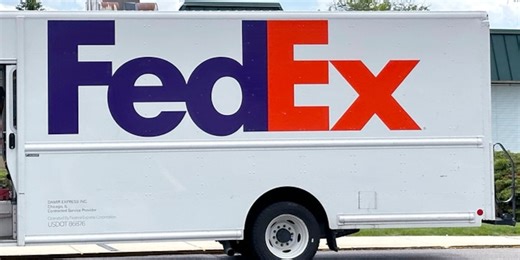 Quincy FedEx Ship Center to close