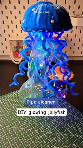 Ocean inspired pipe cleaner jellyfish🪼 #diy #jellyfish #craft #craftideas #pipecleanercrafts #viral