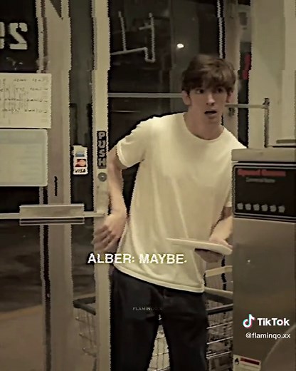 Albert as Ghostface in Scream Cosplay - Flamingo Voice Chat