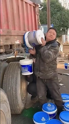 Pro Tips for Opening a Stubborn Paint Bucket.