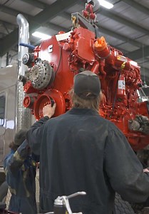 Cummins 2350 Engine Installation: A Detailed Overview