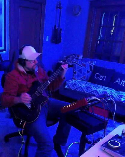 Making Noise at 1:30 AM watching the Aurora Data may take a walk to the beach now. | Grey Bruce Explorer & Beyond