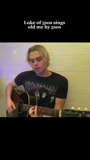 Old me by 5sos || luke Hemmings of 5sos. #5secondsofsummer #lukehemmings #5sosfam #5sos #fyp ##lyrics