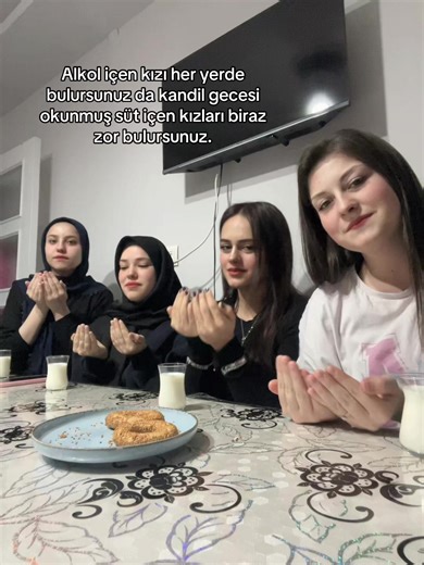 VİDEOYU İZİNSİZ PAYLAŞMAYIN LÜTFEN Kandiliniz mübarek olsun.🤲🏻 #miraçkandili #kandil #eskişehir26 #keşfetteyizzz #dua