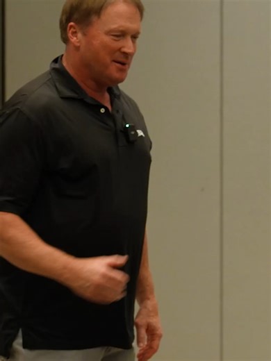 Stay Ahead of the Defense in Football Strategy