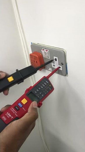 UNI-T UT18C RCD Test