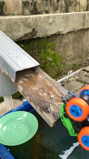 toy car crashed #cars #alltoys #toys #toyswala #cartoys #jonaktoys