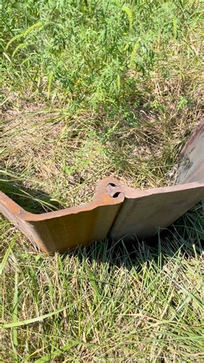 🙌🧑‍🏫 Watch and listen as we cover some facts on sheet piling installation, used for specific slide repair projects in southeast Indiana! | Indiana Department of Transportation: Southeast