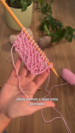 Aprende a tejer un punto sencillo en dos agujas