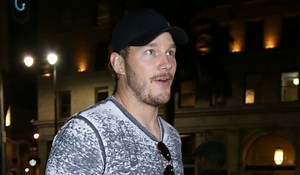 Chris Pratt Describes Wife Anna Faris as ‘Strange & Beautiful’