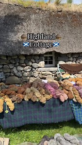 🏴󠁧󠁢󠁳󠁣󠁴󠁿Step back a few hundred years to an old Highland Cottage🏴󠁧󠁢󠁳󠁣󠁴󠁿 #scotland #history #cottage #stepbackintime | Emily in Scotland