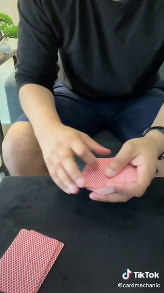 Dealing the seconds #cheating #gambling #cardtrick #magic #fyp #fypシ