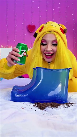 Who Messed Up My Bed?! 😂 Epic Prank with Dirty Toes! #funny #prank