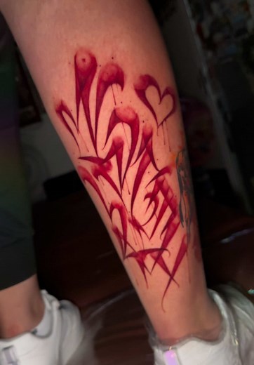 Stunning Graffiti Lettering Tattoo Ideas for Hip Hop Fans