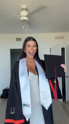 Caroline Mansilla on Instagram: "graduated!! @univmiami"