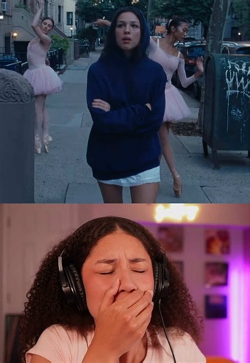 Full reaction on YouTube: Suly Solano 🩵🩵🩵🩵 @Olivia Rodrigo @livies hq 🩷 #oliviarodrigo #reaction #stupidsong #youseemprettysadforagirlsoinlove