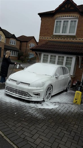 Get ya sen a Mrs who cleans your car 🫳 #ukcarscene #modifiedcar #cars