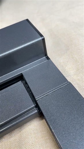 Extremely narrow invisible window screen, removable structure, high-transmission diamond mesh screen