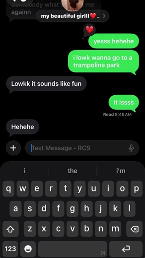 Texting Your New Girlfriend: Tips and Questions