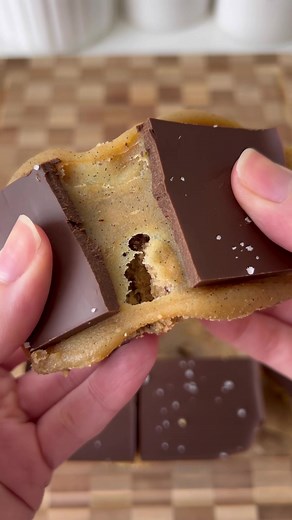 Recette de Cookies Cœur Caramel Élégants