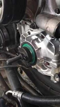 Front cranckshaft seal 6.4 power stroke