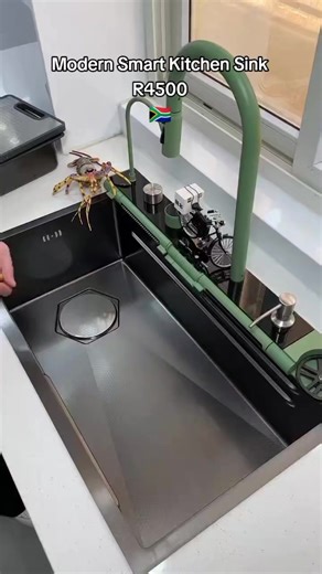 Modern Kitchen Sink: Delivery & Installation