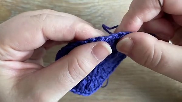 This invisible join makes crochet look so clean