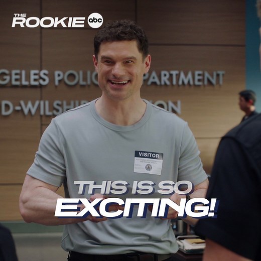 It's Skip Tracer Randy in the flesh! 👋 Don't miss Flula Borg as skip tracer turned bounty hunter, Sunday on #TheRookie! | The Rookie