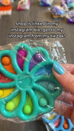 unboxing my first shipment of fidgets for my small business! my shop is linked in my instagram bio which you can access through my tik tok! thanm yiu for your support! <3 #unboxing #haul #fidgets #toys #mysterybox