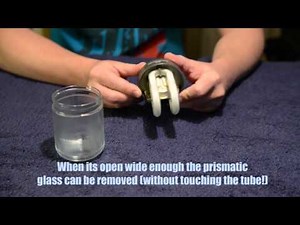 Opening and closing a Philips SL* lamp (first generation)