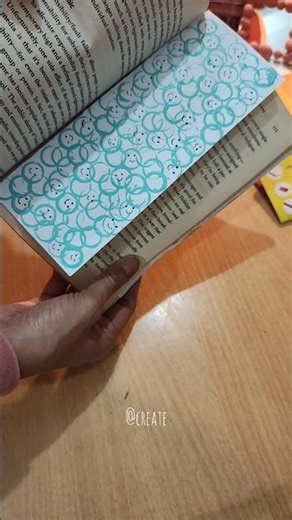 A very cute & easy bookmark DIY.like& subscribe.